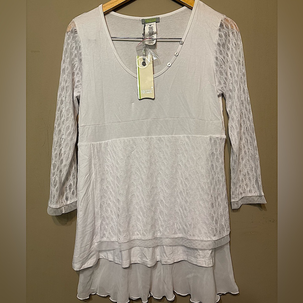 DOLCEZZA NWT Lace Layered Tunic Top